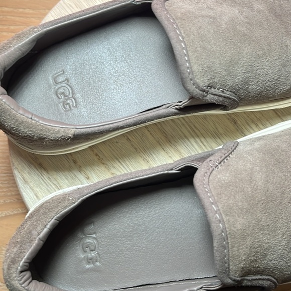 UGG Jass Brown Suede Loafers Slip On Casual Leather Liner Comfy Neutral - Picture 2 of 9